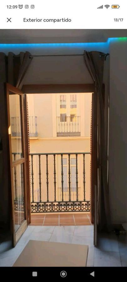 Habitacion Privada, Apartamento Centro Malaga Cerca De La Playa ภายนอก รูปภาพ