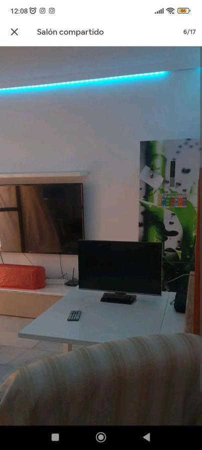 Habitacion Privada, Apartamento Centro Malaga Cerca De La Playa ภายนอก รูปภาพ